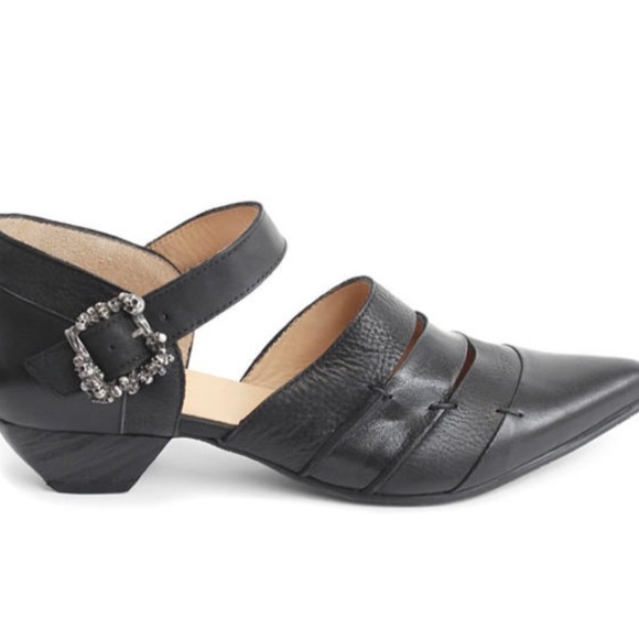 Brand new John Fluevog Truths Alison - Sexy Skull-Buckled Mary Jane - Picture 8 of 9